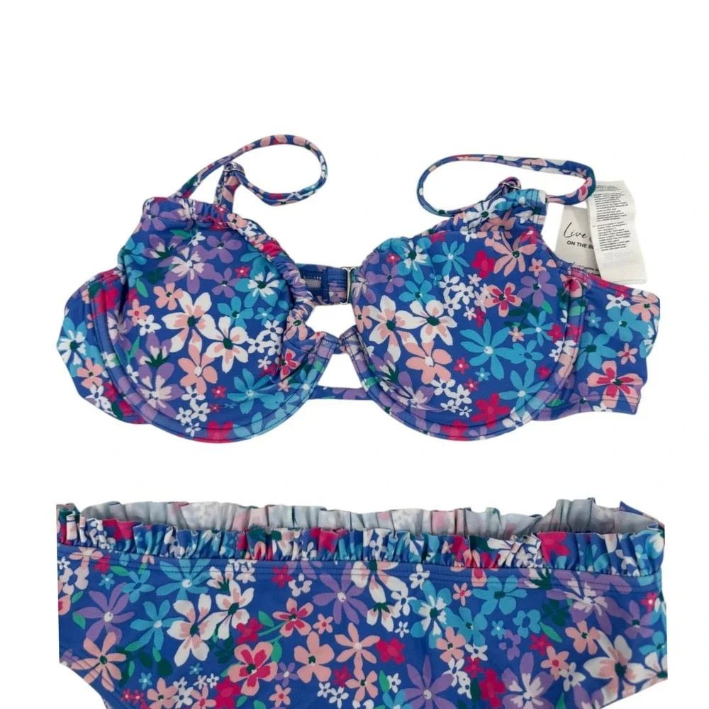 Cupshe Two Piece Floral Ruffle Underwire Bikini in Blue Floral Medium NWT
